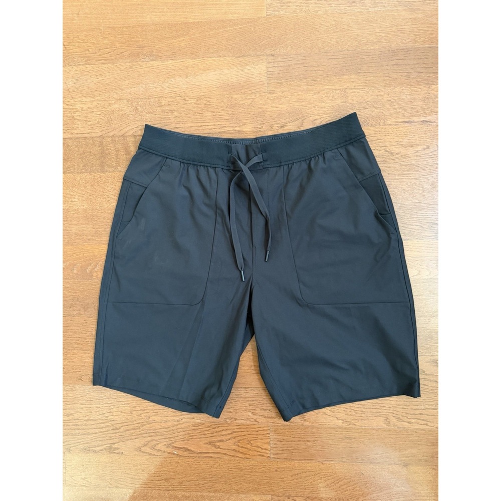 Lululemon Licensed To Train Shorts XL Mens Black 10" Unlined Athletic Workout